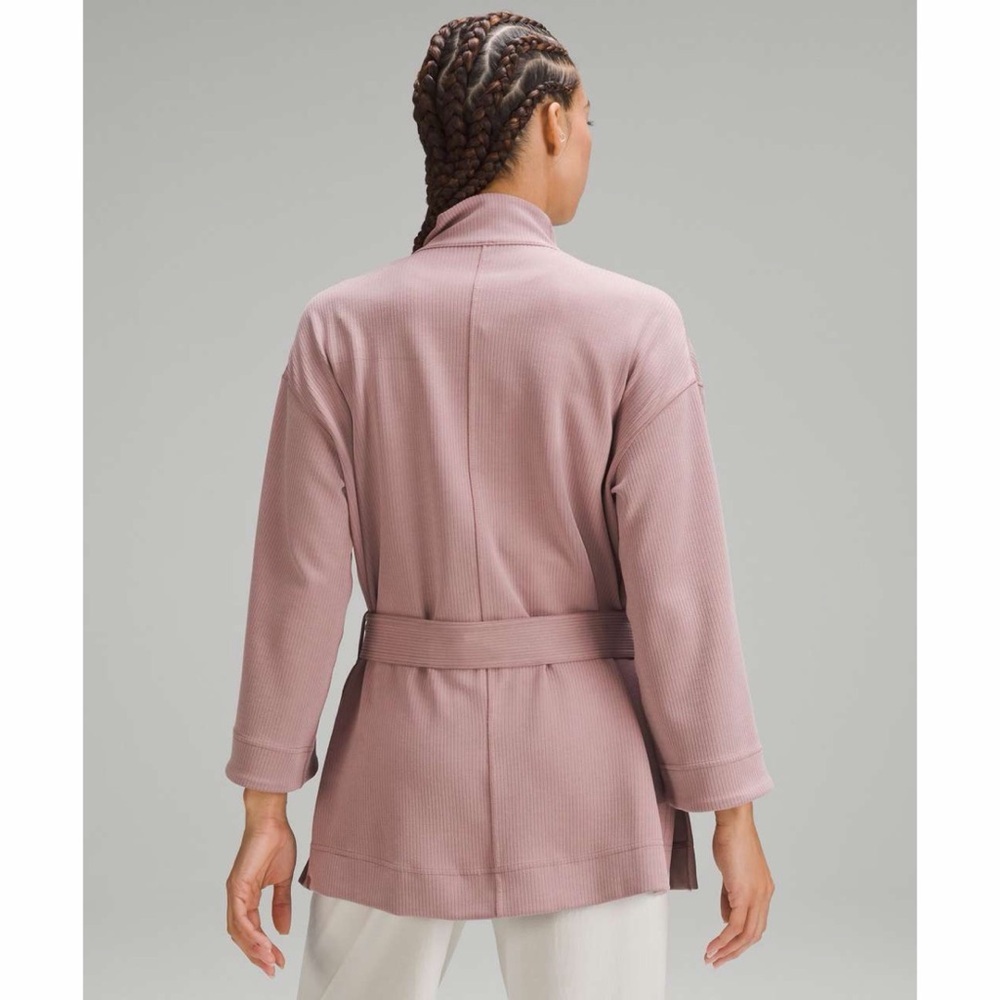Lululemon Ribbed Softstreme Belted Wrap Twilight Rose Size 12 - Picture 8 of 15